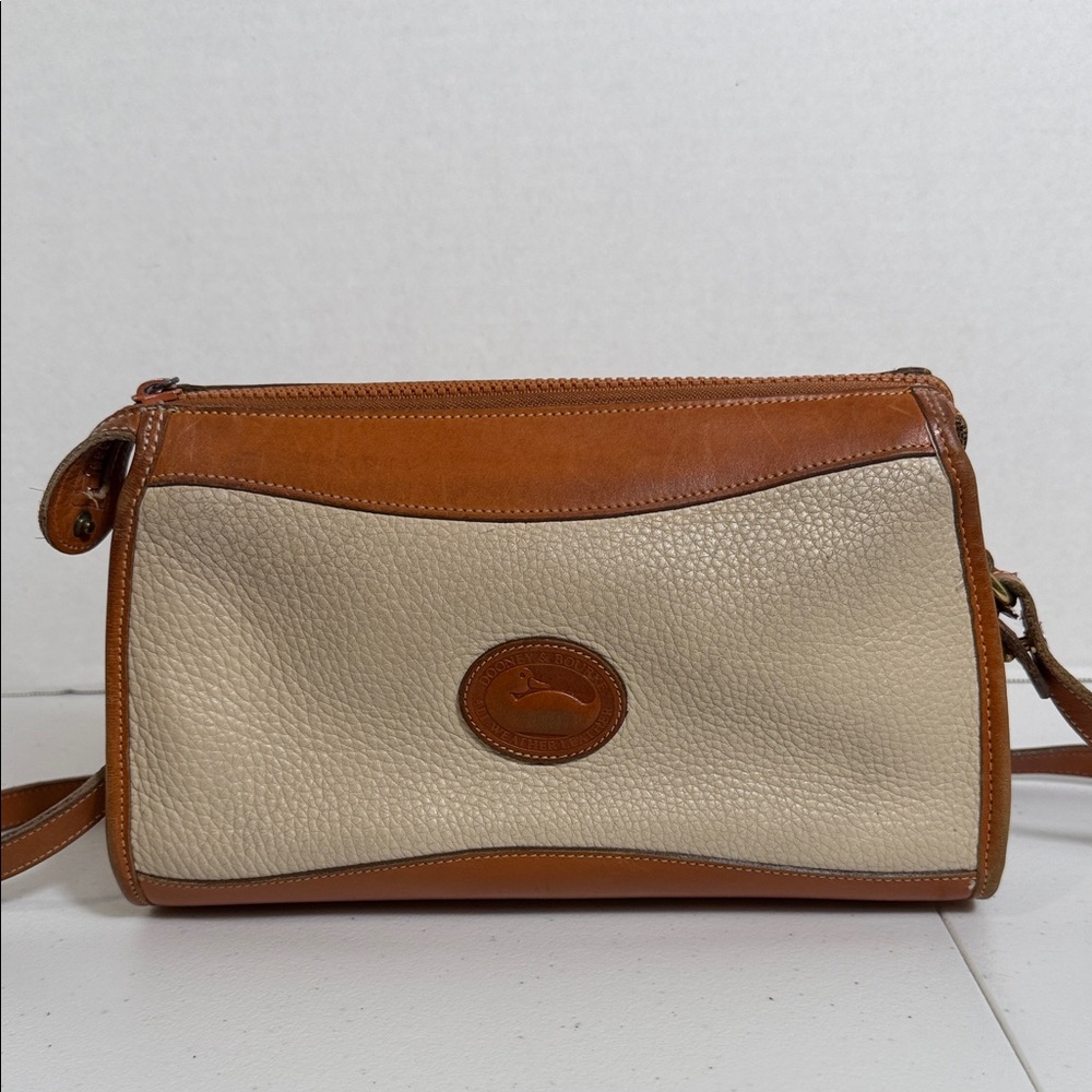 Vintage Dooney & Bourke All-Weather Leather top zip crossbody bag,
